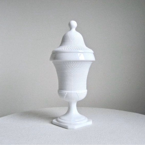 LE Smith Other - Vintage LE Smith Hobnail Milk Glass Apothecary Jar